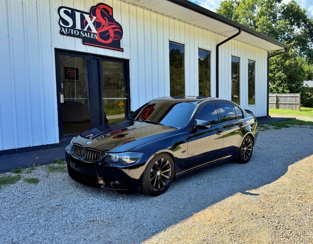 BMW 3-Series  2011