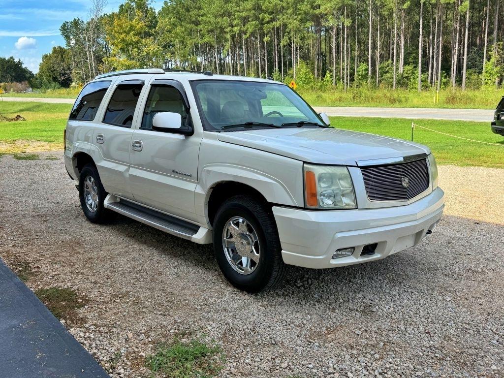 Cadillac Escalade  2004