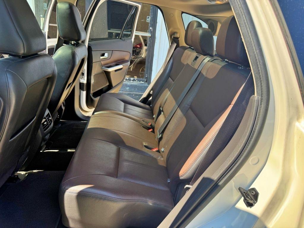 Ford Edge  2011