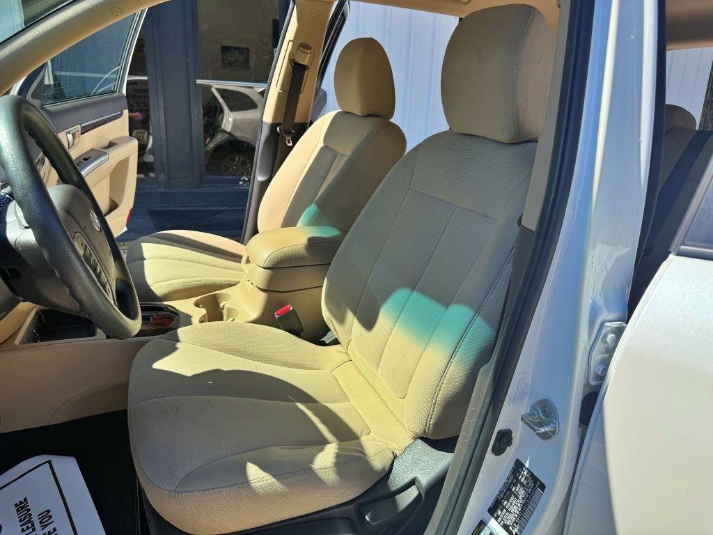Hyundai Santa Fe  2012