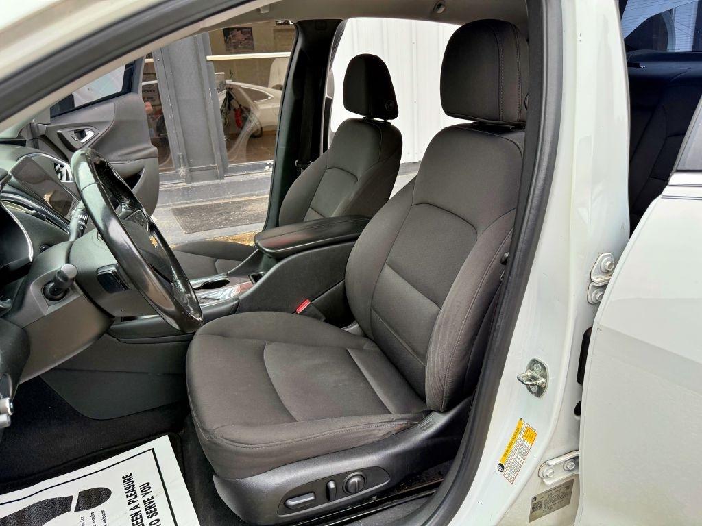 Chevrolet Malibu  2018