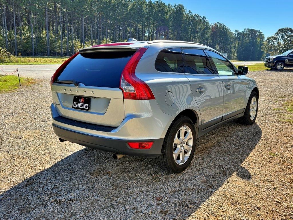 Volvo XC60  2011