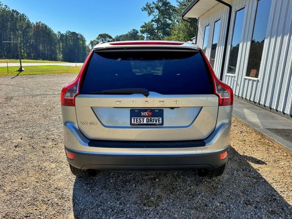 Volvo XC60  2011