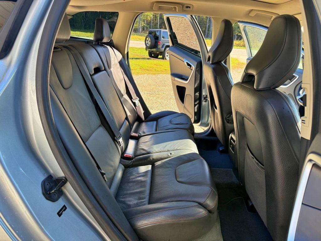 Volvo XC60  2011