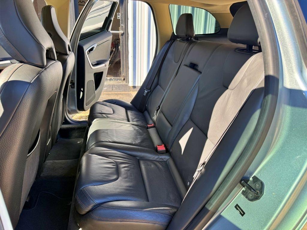 Volvo XC60  2011