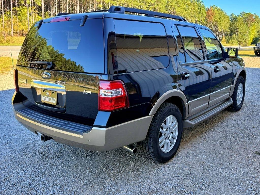 Ford Expedition  2013