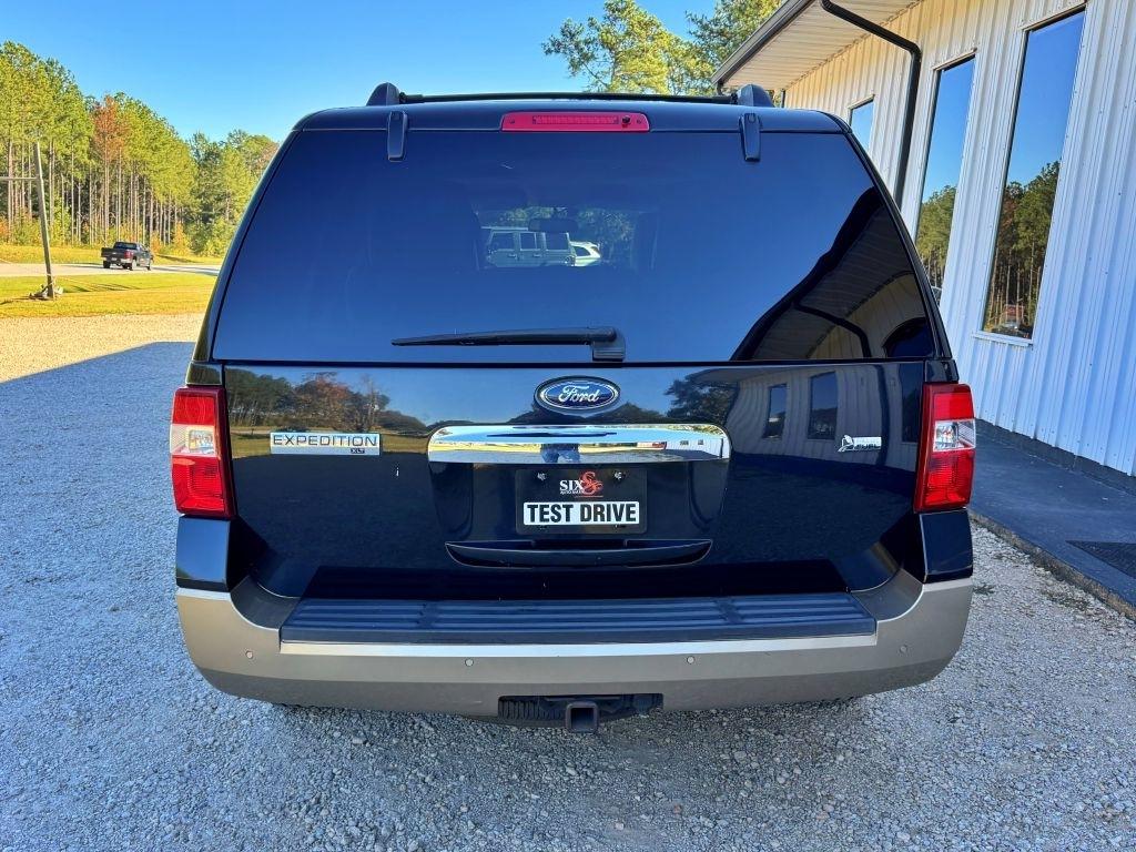 Ford Expedition  2013