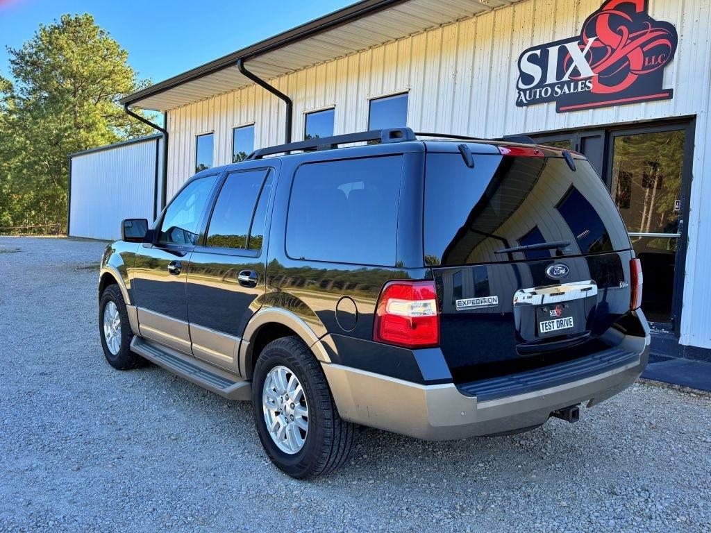 Ford Expedition  2013