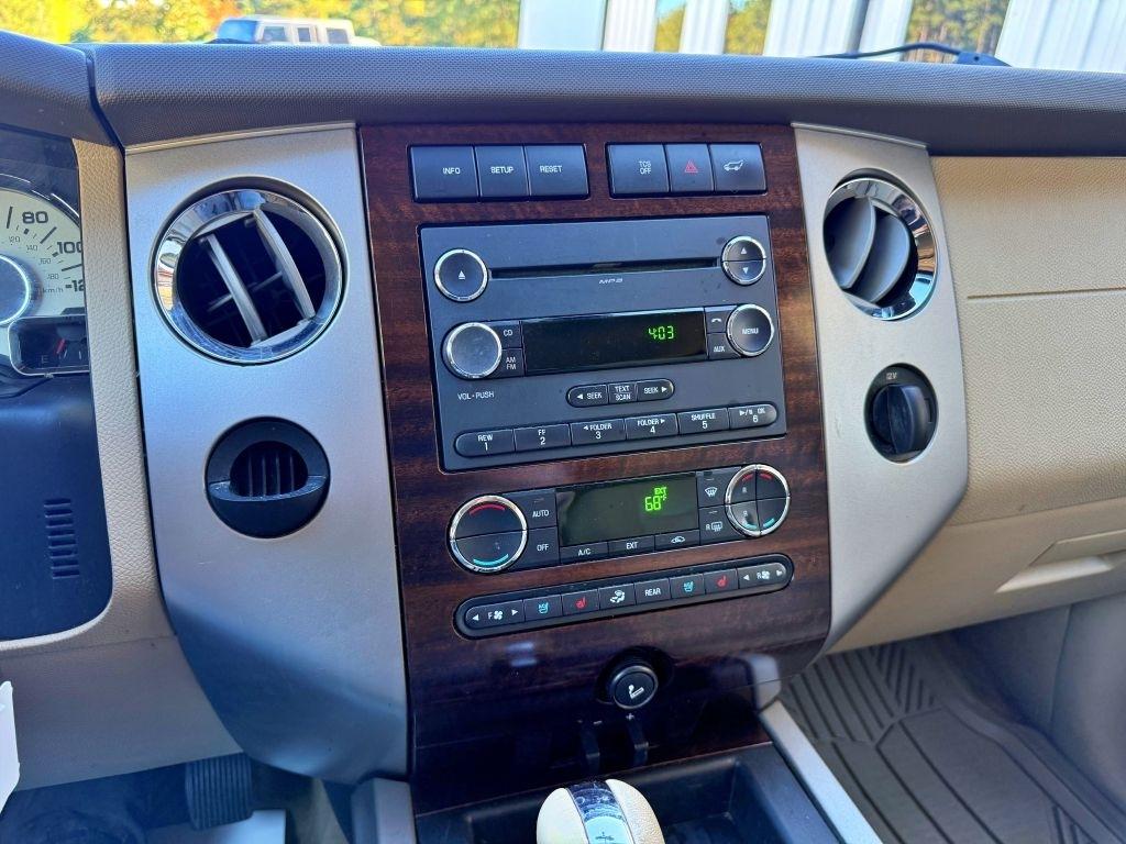 Ford Expedition  2013
