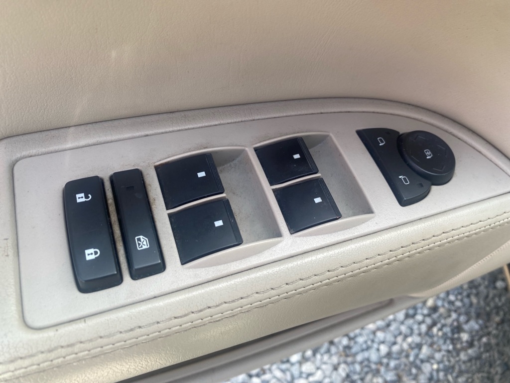 Buick Lucerne CX 2007