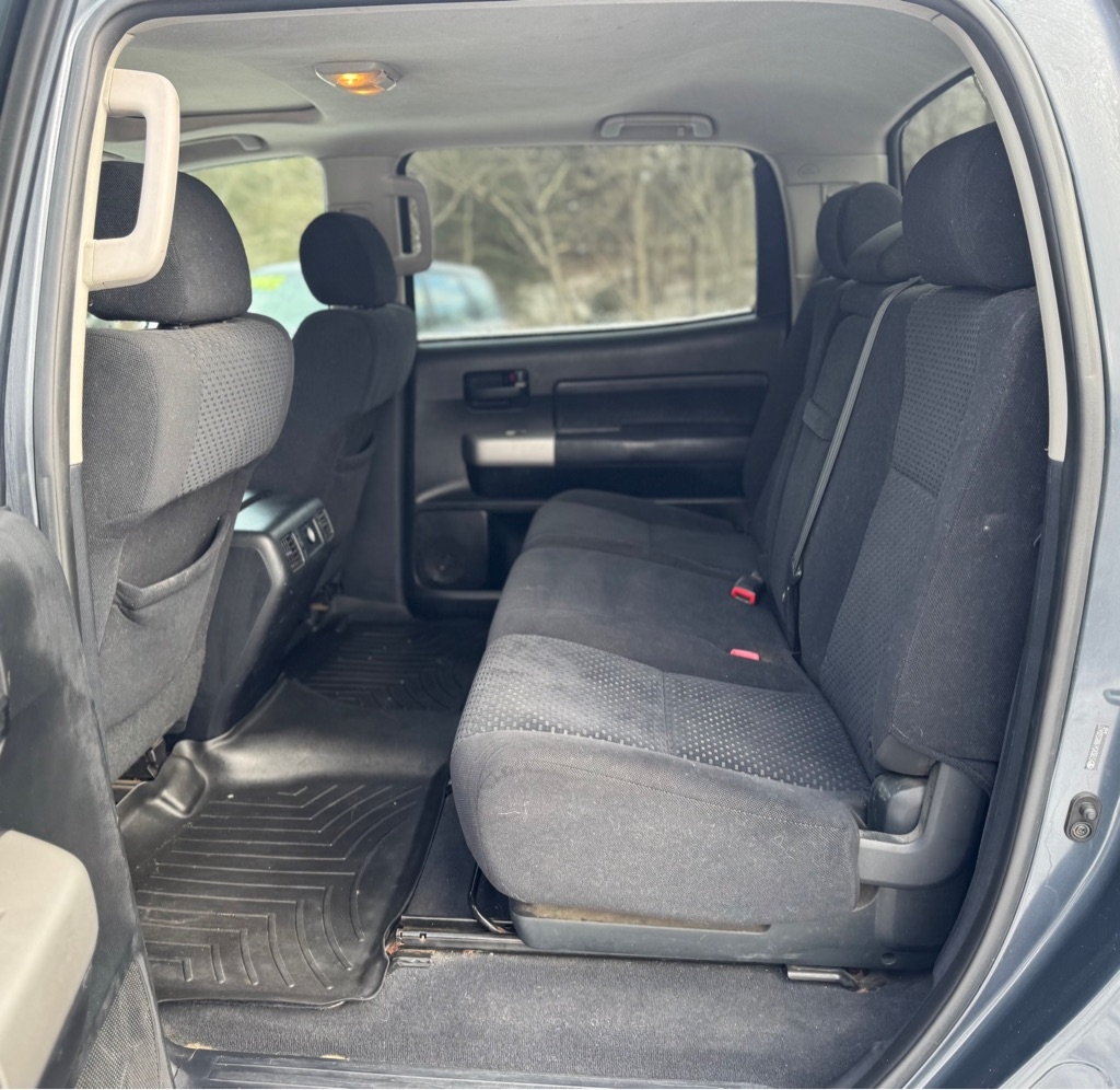 Toyota Tundra SR5 CrewMax 5.7L 4WD 2008