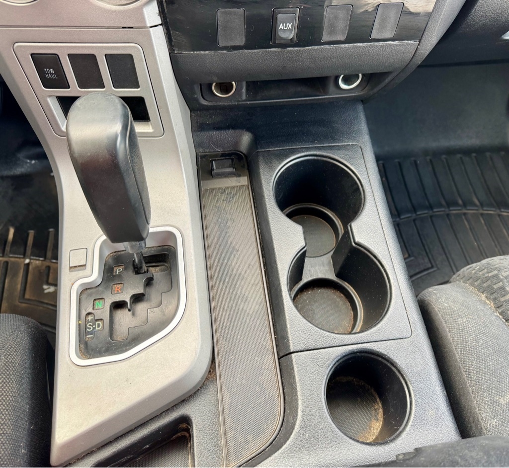 Toyota Tundra SR5 CrewMax 5.7L 4WD 2008