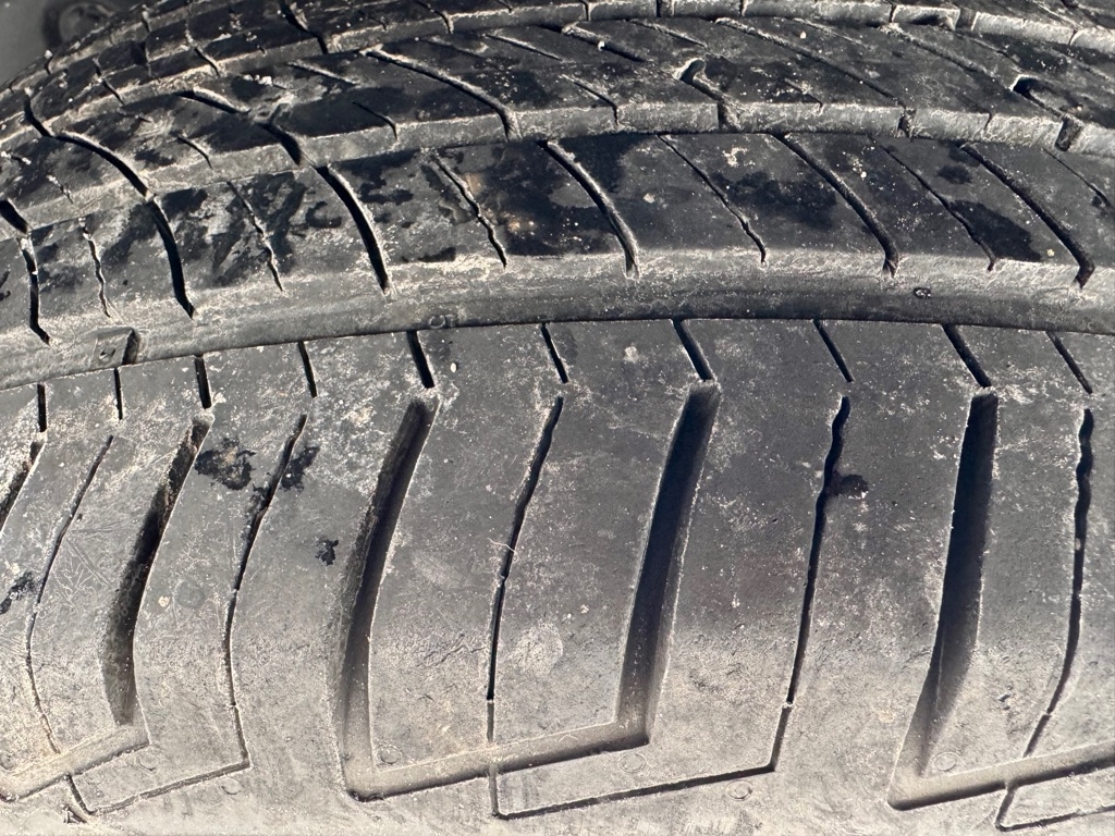 Toyota Tundra SR5 CrewMax 5.7L 4WD 2008