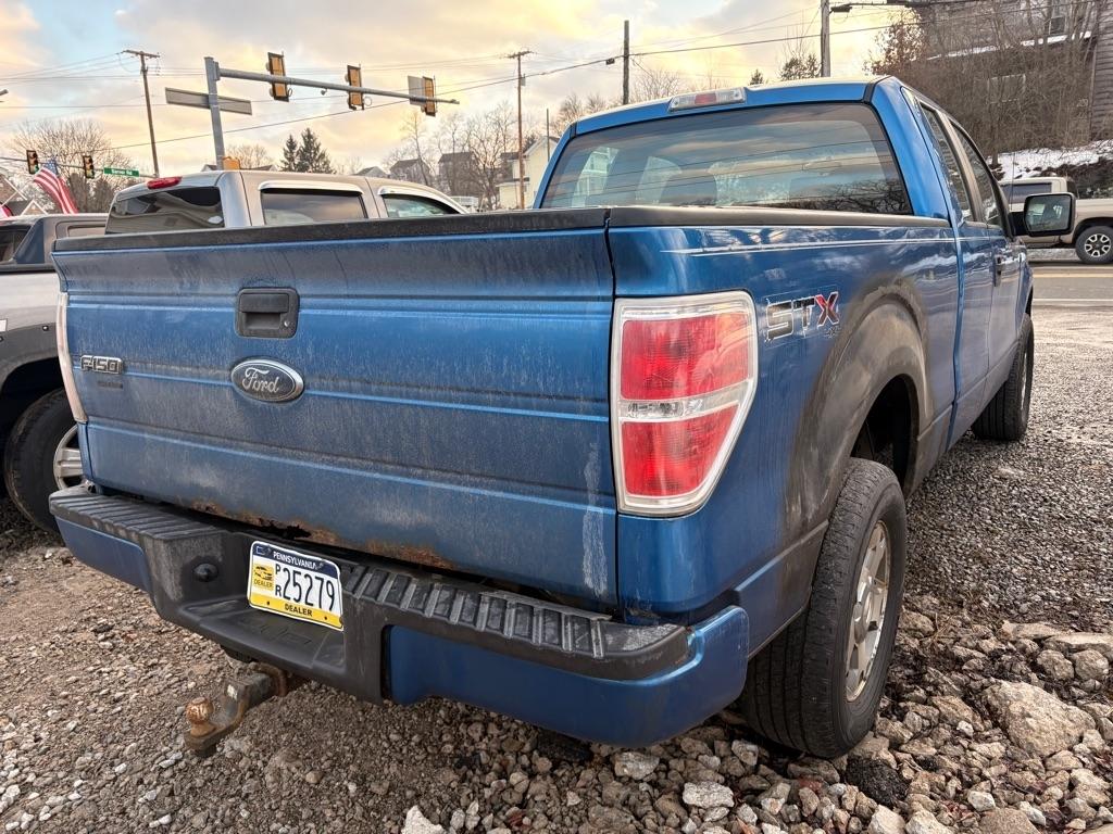 Ford F-150 XL SuperCab 6.5-ft. Bed 4WD 2009