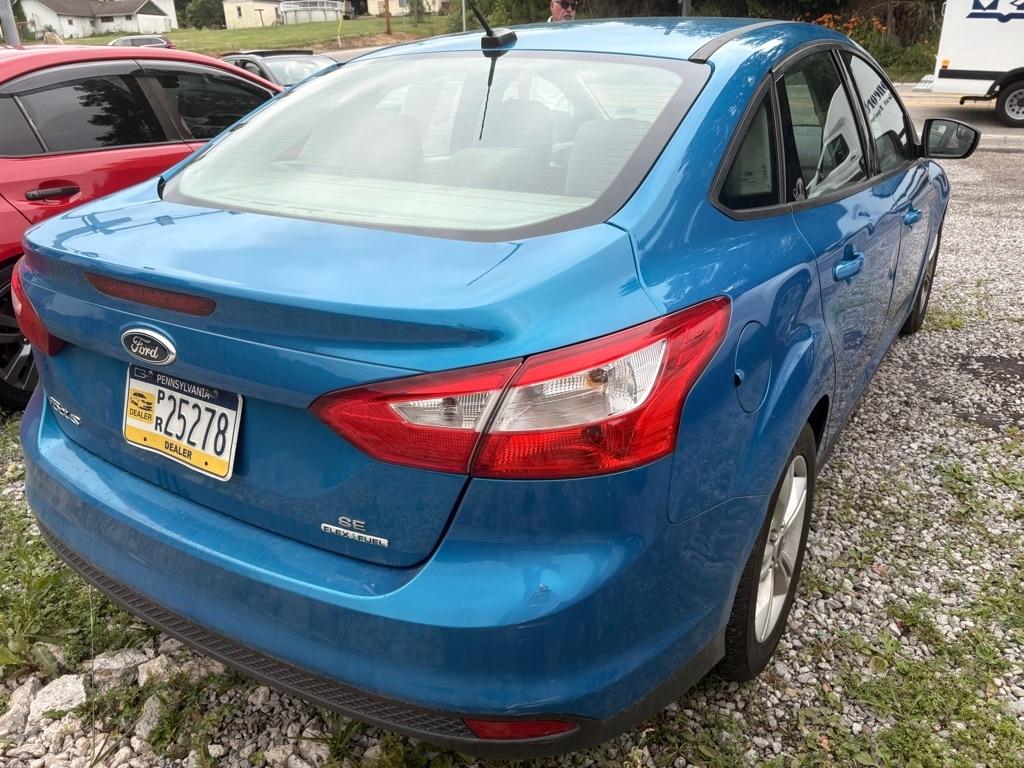 Ford Focus SE Sedan 2014