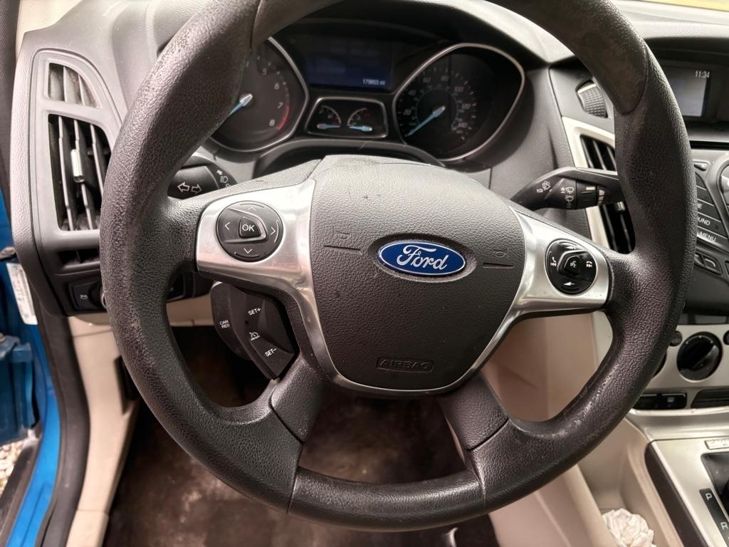 Ford Focus SE Sedan 2014