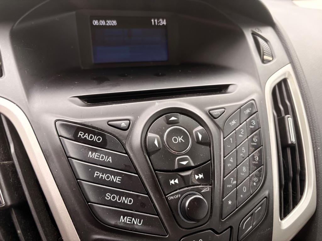 Ford Focus SE Sedan 2014