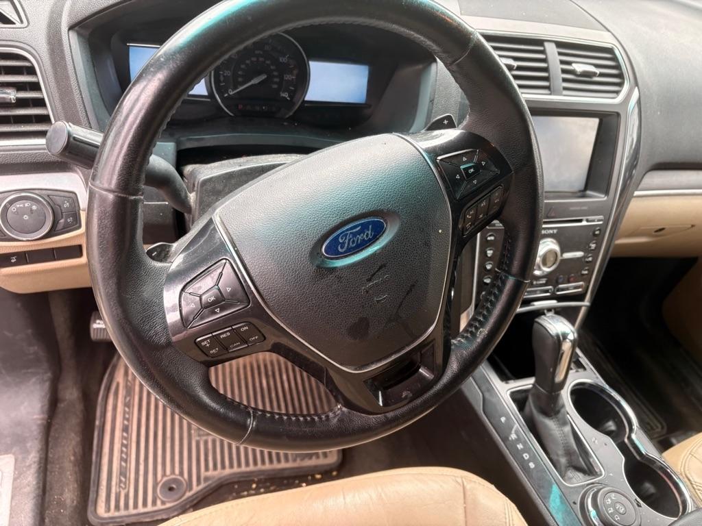 Ford Explorer Limited 4WD 2016