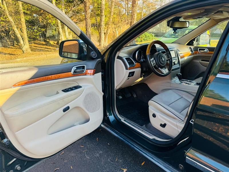 Jeep Grand Cherokee Overland 4WD 2011