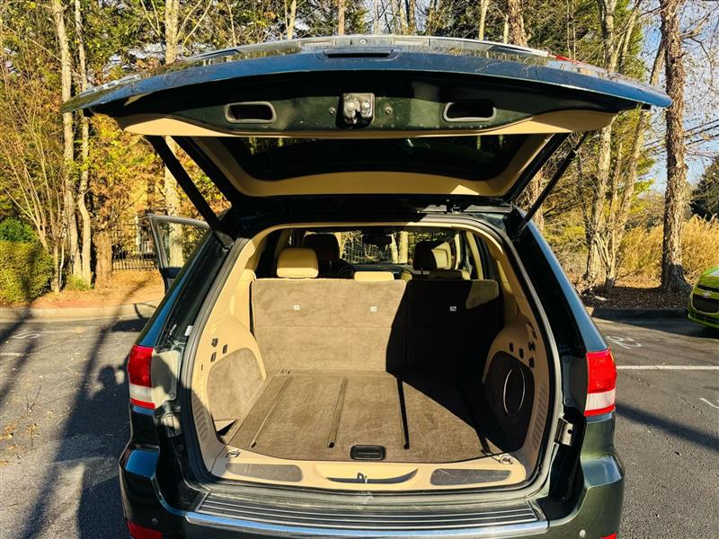 Jeep Grand Cherokee Overland 4WD 2011