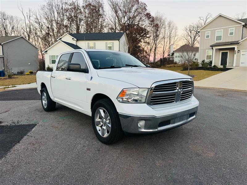 RAM 1500 SLT Crew Cab SWB 2WD 2013