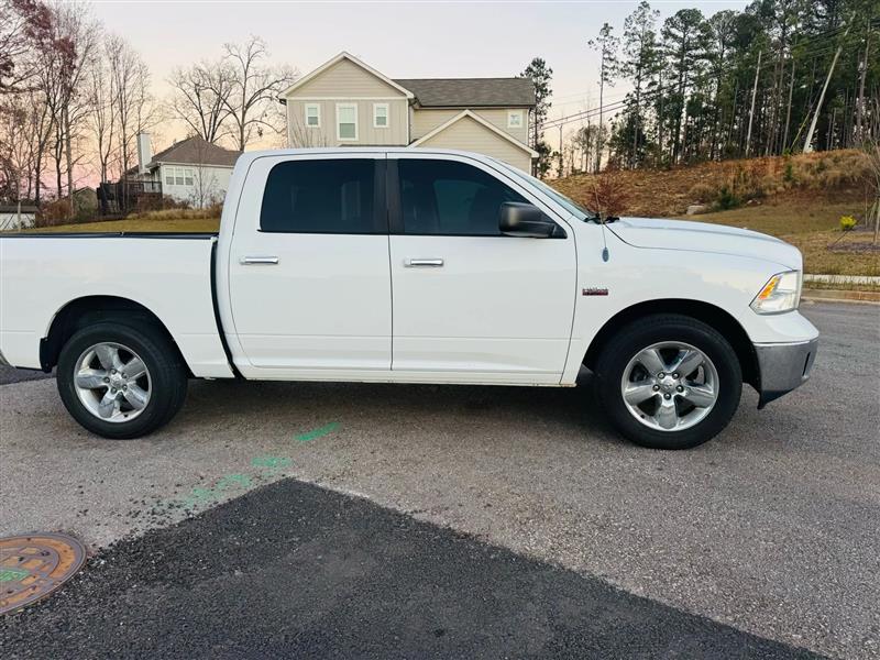 RAM 1500 SLT Crew Cab SWB 2WD 2013
