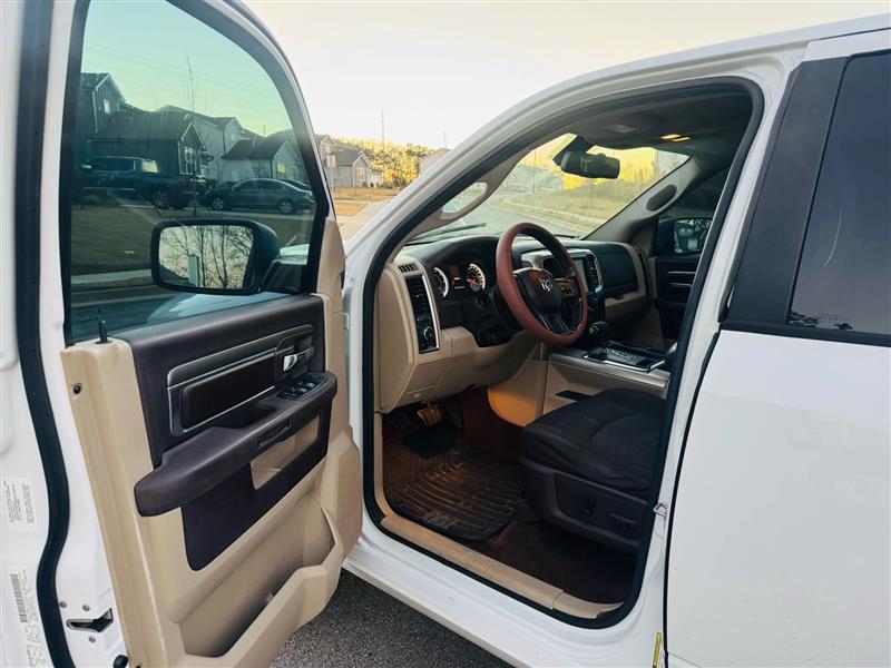 RAM 1500 SLT Crew Cab SWB 2WD 2013