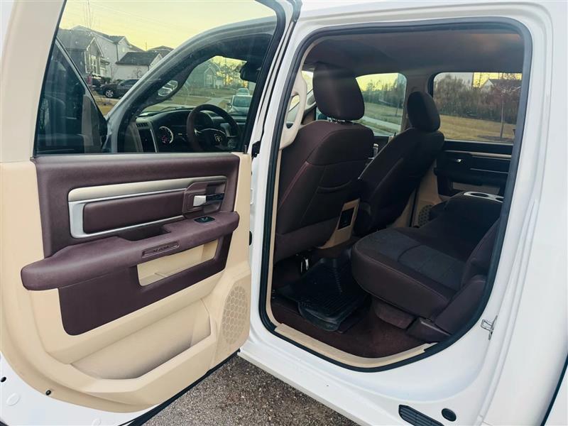RAM 1500 SLT Crew Cab SWB 2WD 2013