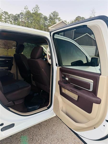 RAM 1500 SLT Crew Cab SWB 2WD 2013