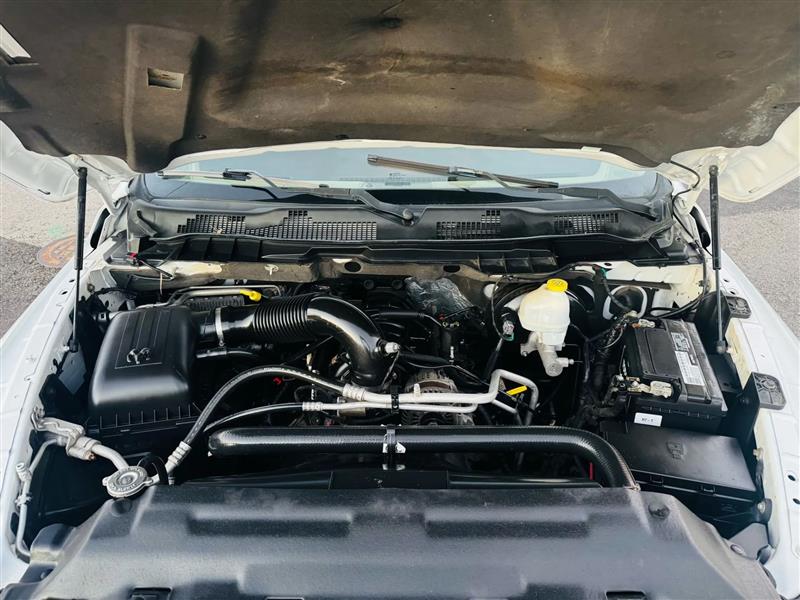 RAM 1500 SLT Crew Cab SWB 2WD 2013