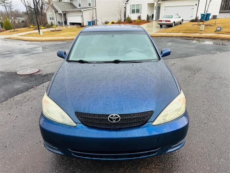 Toyota Camry LE 2003