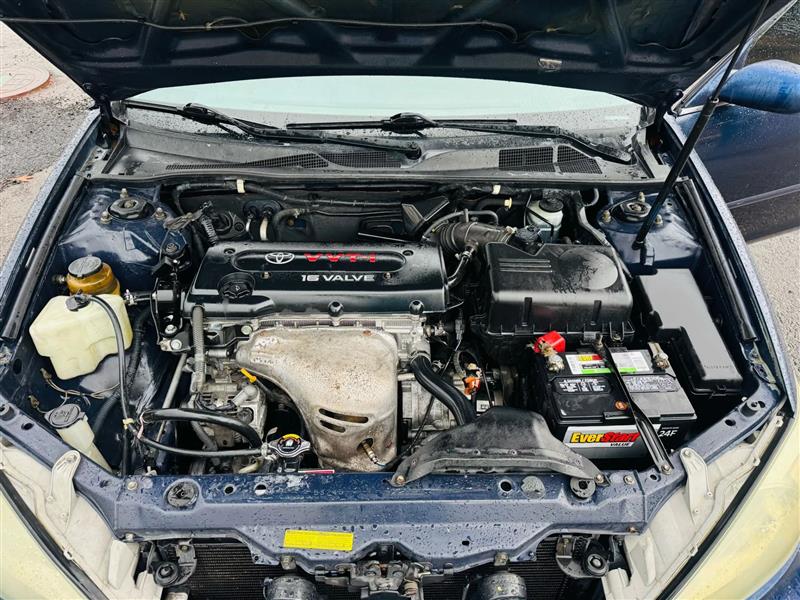 Toyota Camry LE 2003