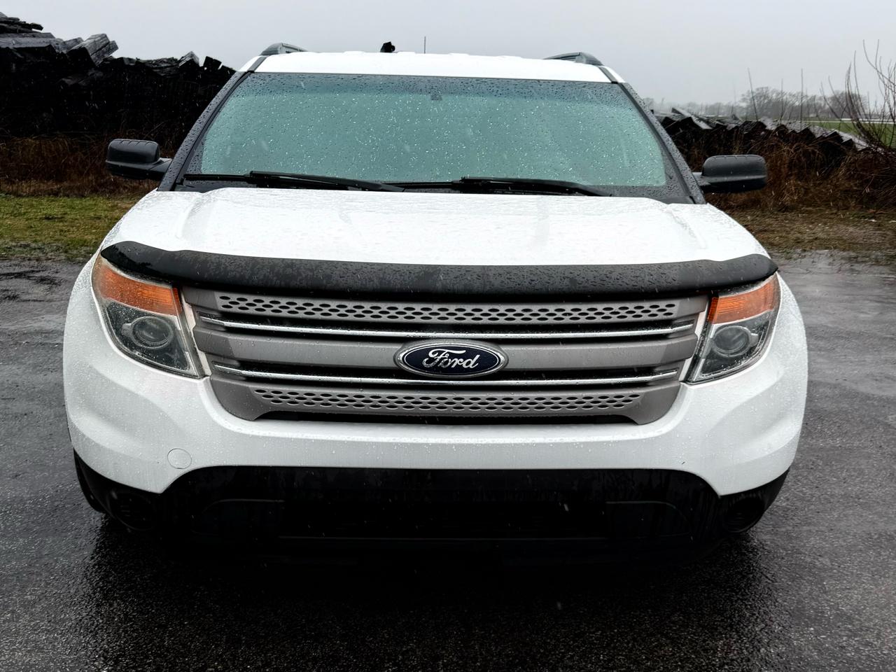 Ford Explorer Base FWD 2014