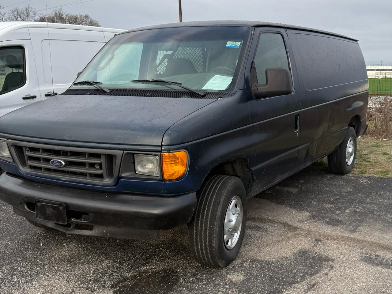 Ford Econoline E-250 2004