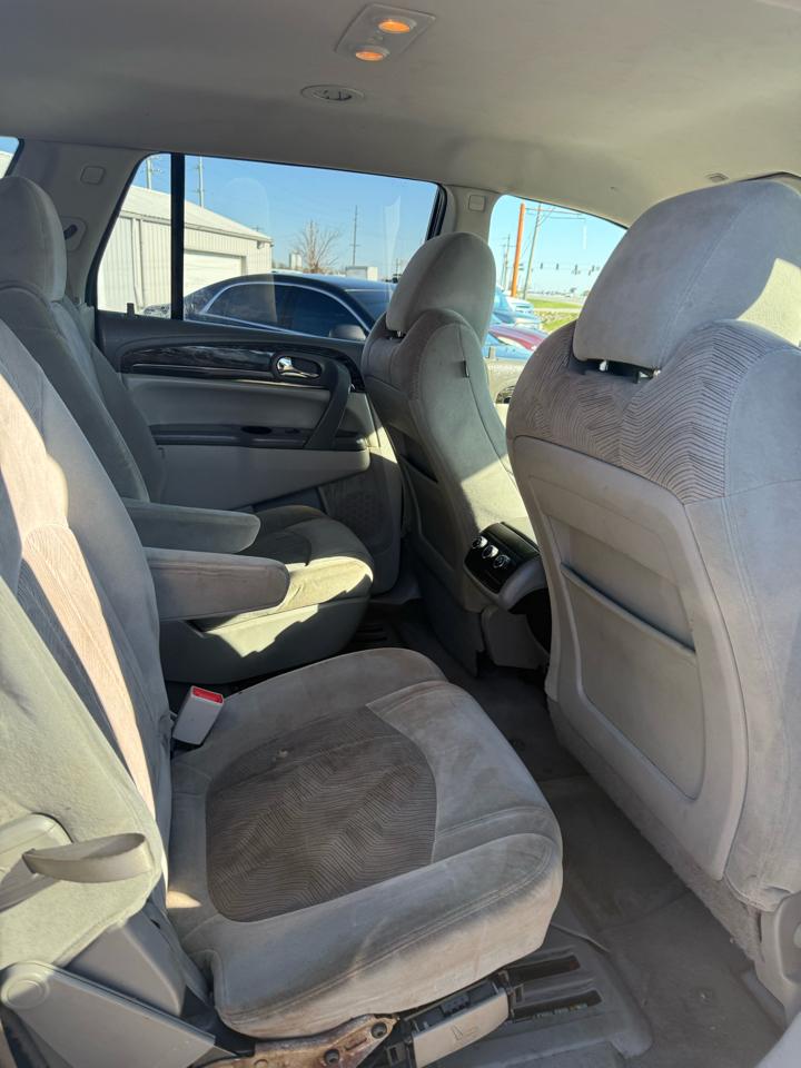 Buick Enclave Convenience FWD 2014