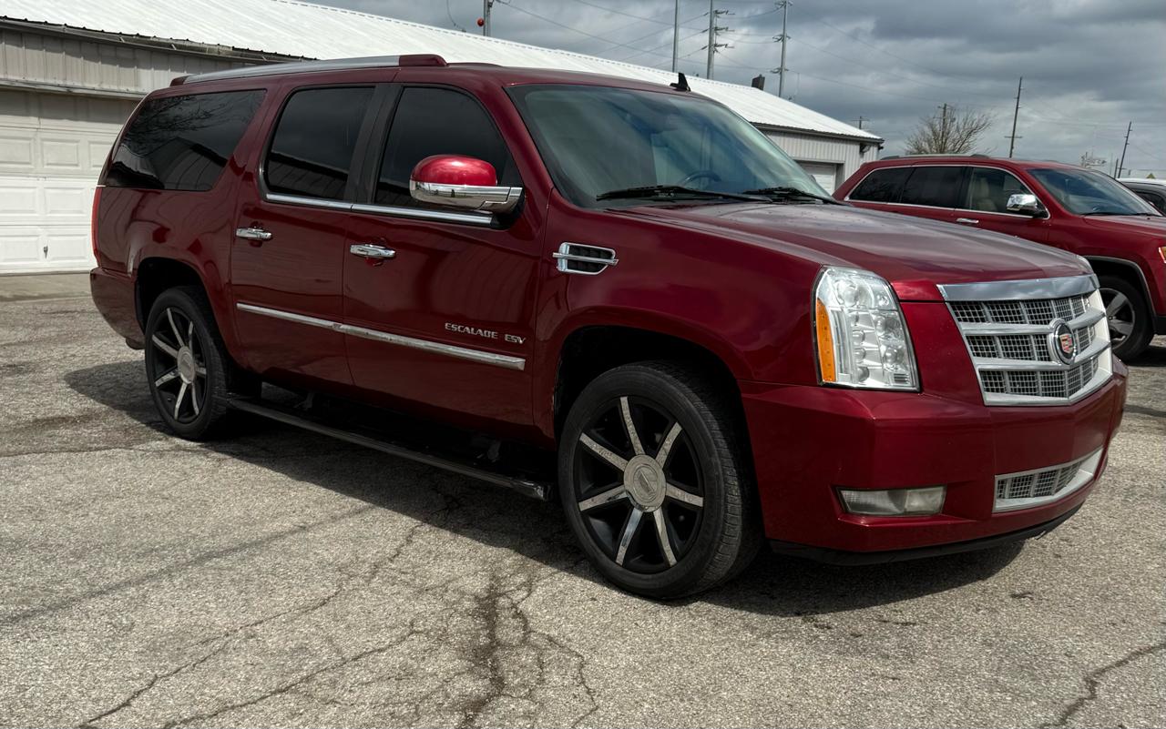 Cadillac Escalade ESV AWD Platinum 2011