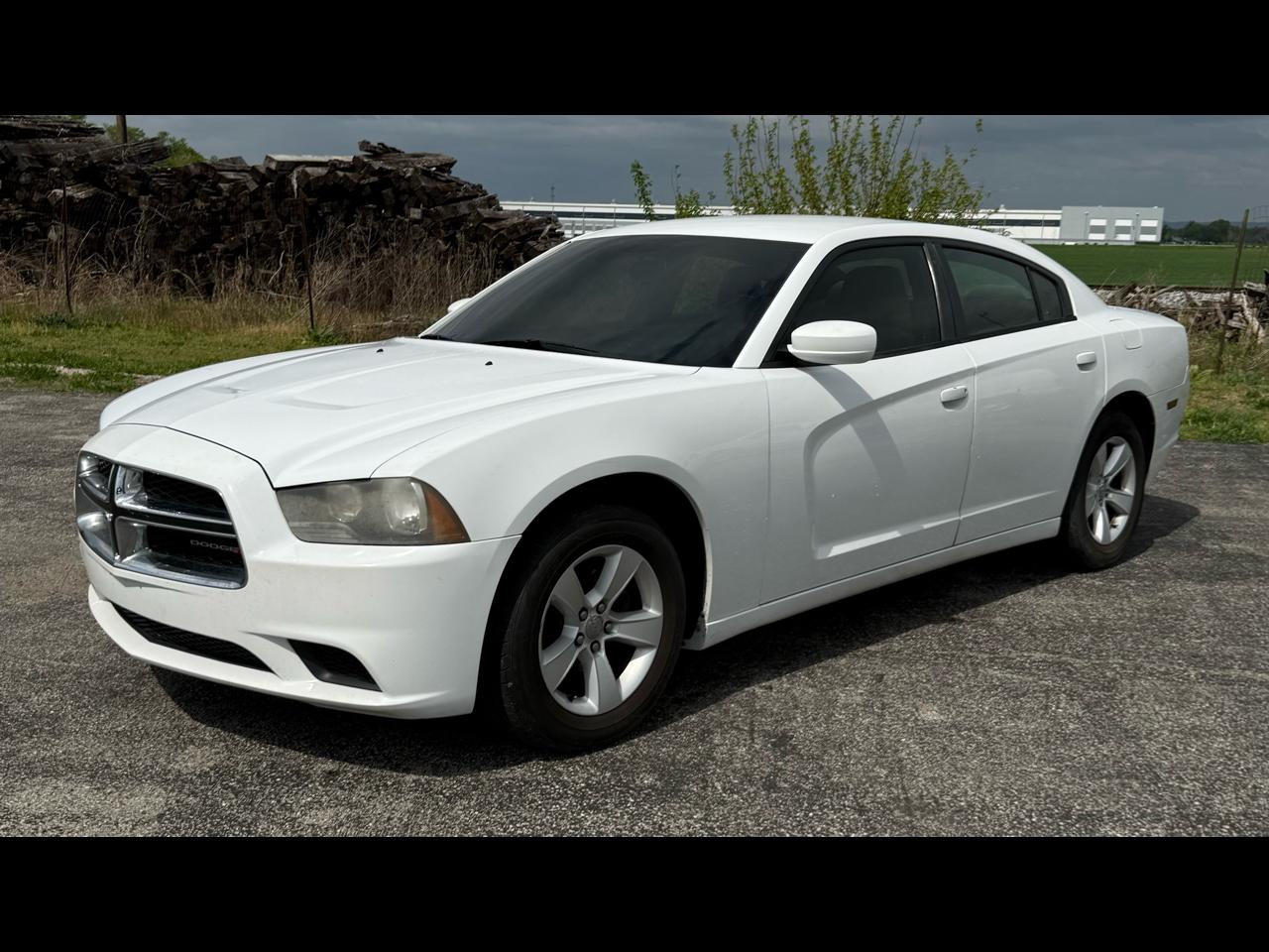 Dodge Charger SE 2013