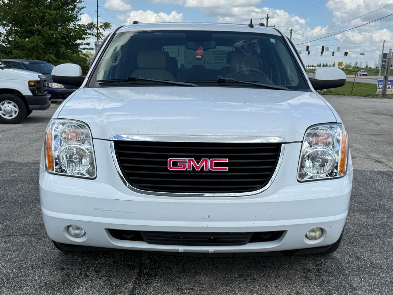GMC Yukon XL SLT-1 1/2 Ton 2WD 2009
