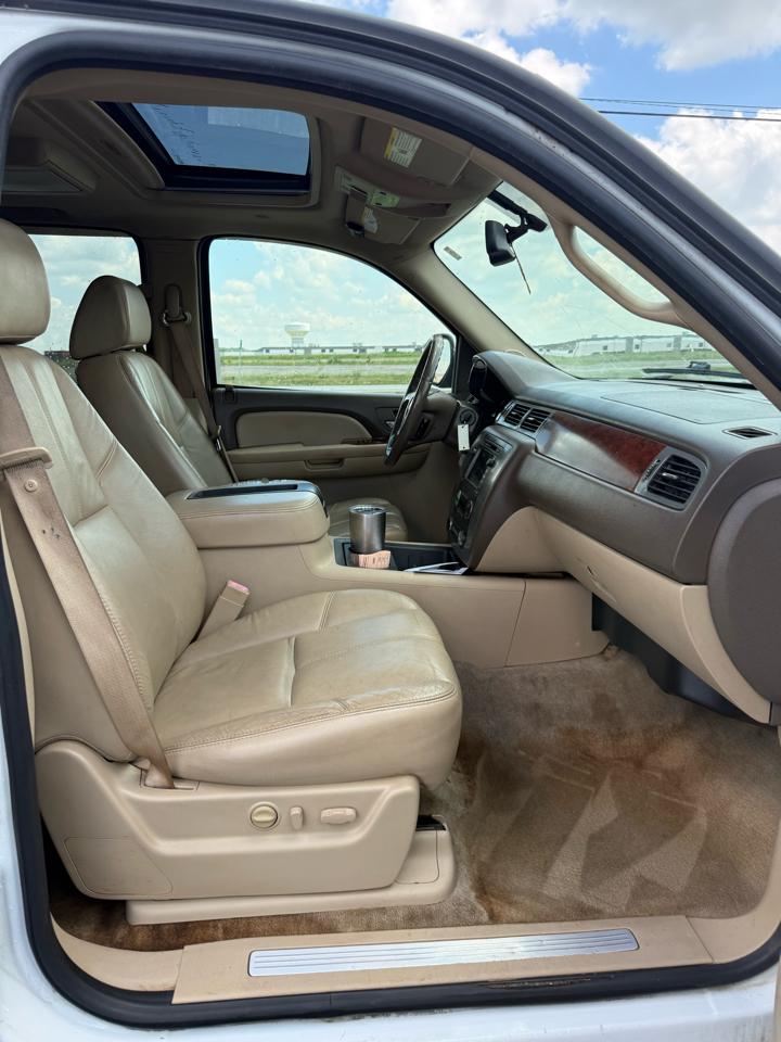 GMC Yukon XL SLT-1 1/2 Ton 2WD 2009