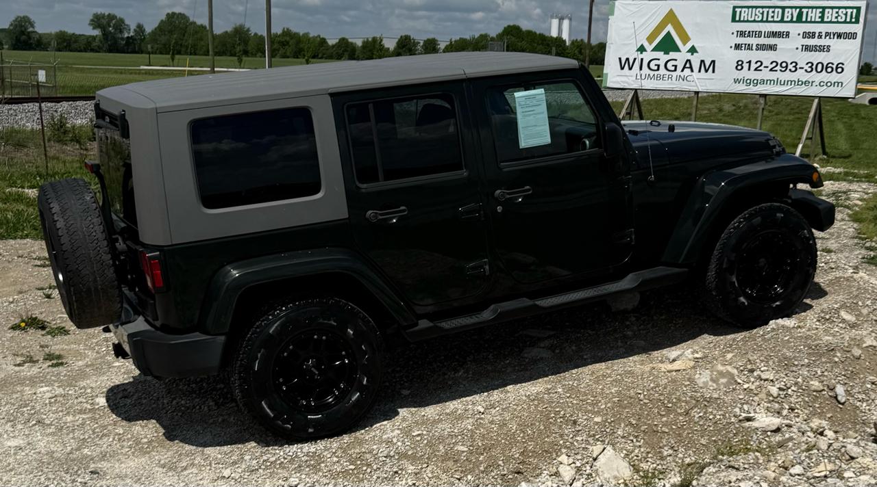 Jeep Wrangler Unlimited Sahara 4WD 2010