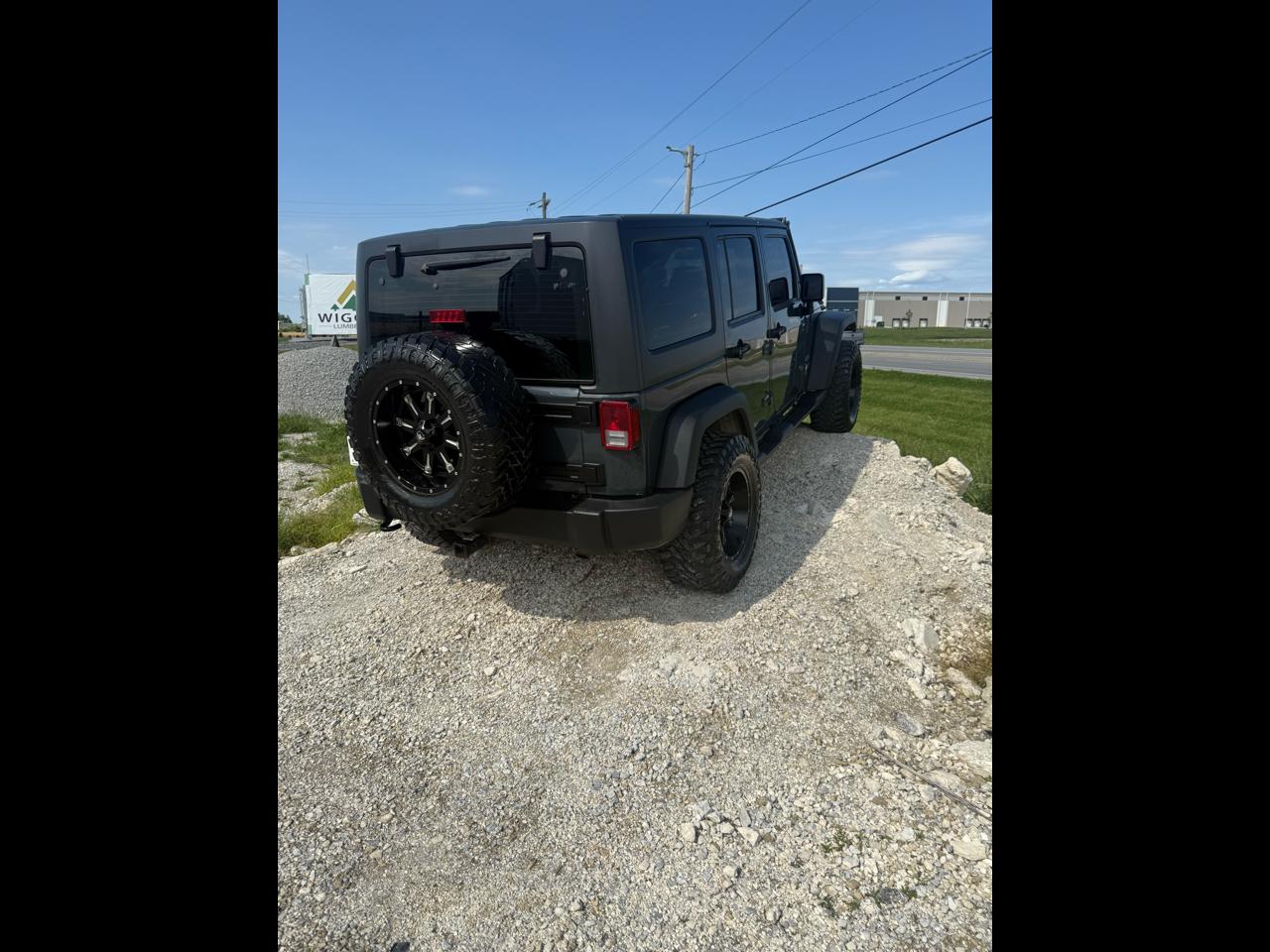 2017 Jeep Wrangler Sport's photo