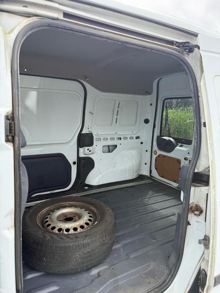 Ford Transit Connect XLT with Side and Rear Door Glass 2012