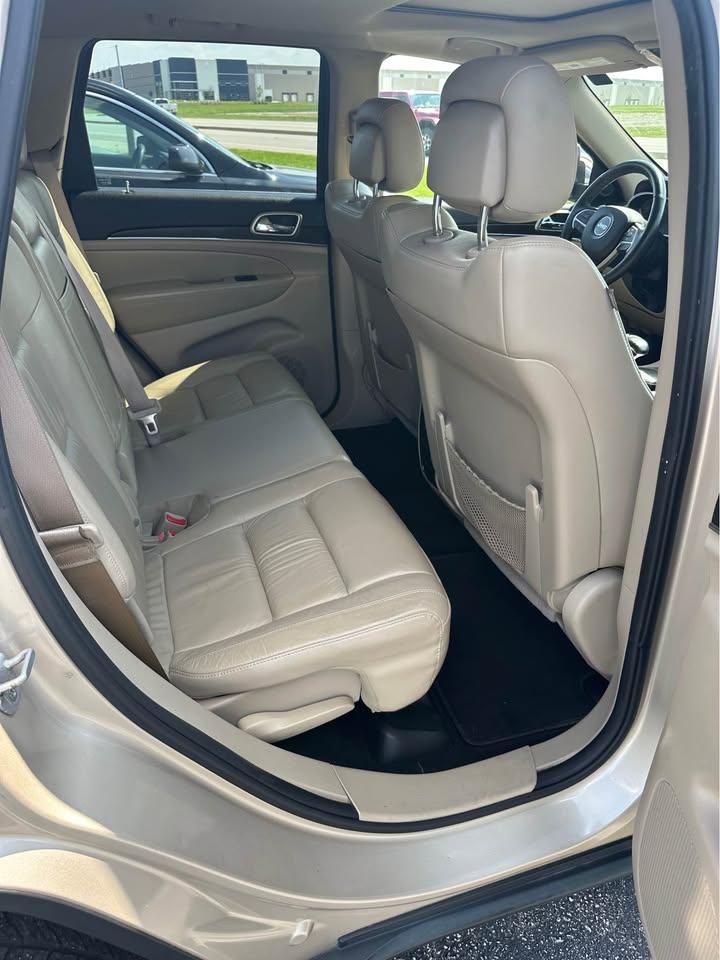 Jeep Grand Cherokee Limited 2WD 2014