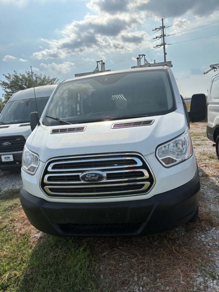 Ford Transit 250 Van Low Roof 60/40 Pass.130-in. WB 2019
