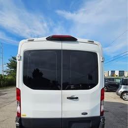 Ford Transit 250 Van Med. Roof w/Sliding Pass. 130-in. WB 2018