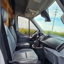 Ford Transit 250 Van Med. Roof w/Sliding Pass. 130-in. WB 2018
