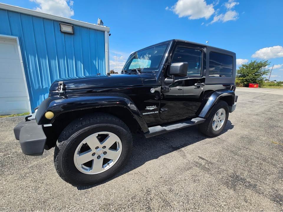 Jeep Wrangler Sahara 4WD 2010