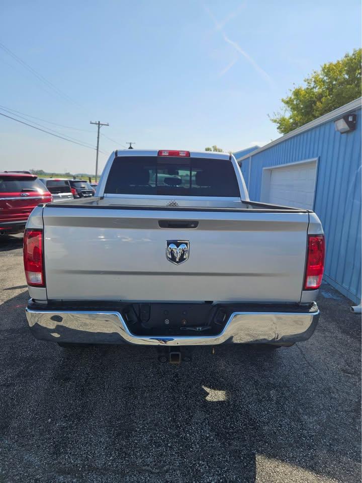 RAM 1500 SLT Crew Cab SWB 4WD 2014