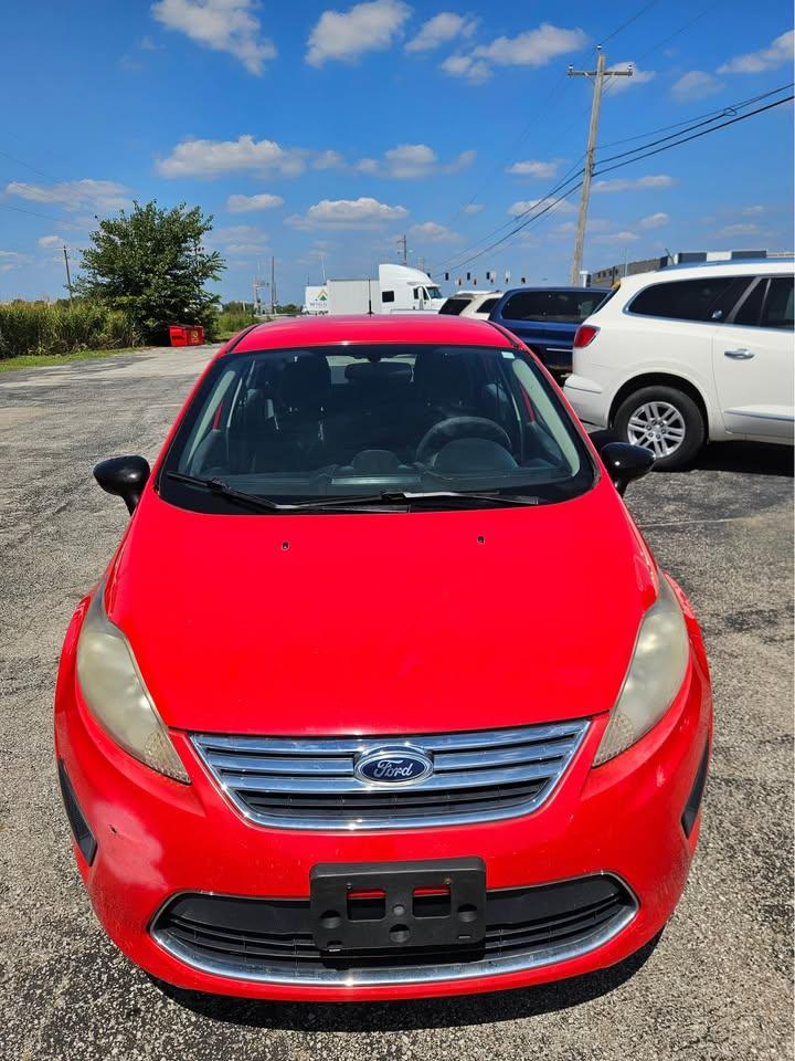 Ford Fiesta SE Sedan 2012