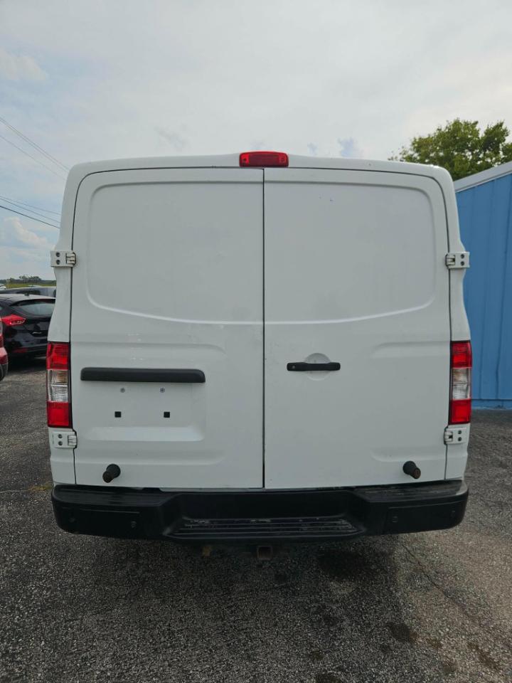 Nissan NV Cargo 3500 HD S High Roof 2016